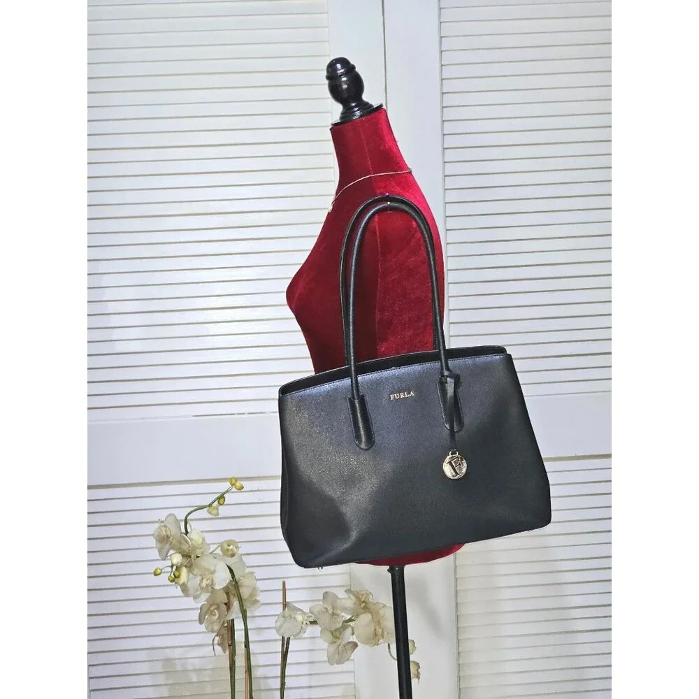 Furla Women's Black Saffiano Leather  Tessa Tote  Shoulder Bag Size Large 2712 - Picture 3 of 16